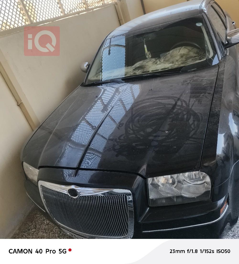 کرایسلەر 300